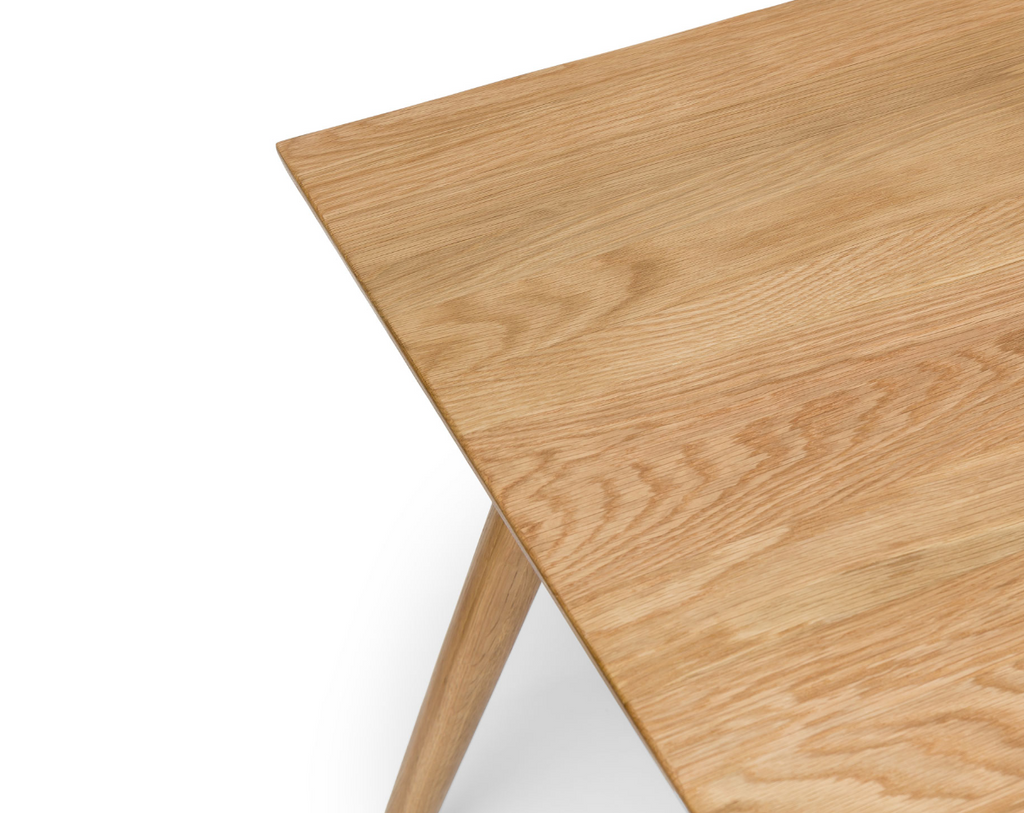 Oakline Dining Table